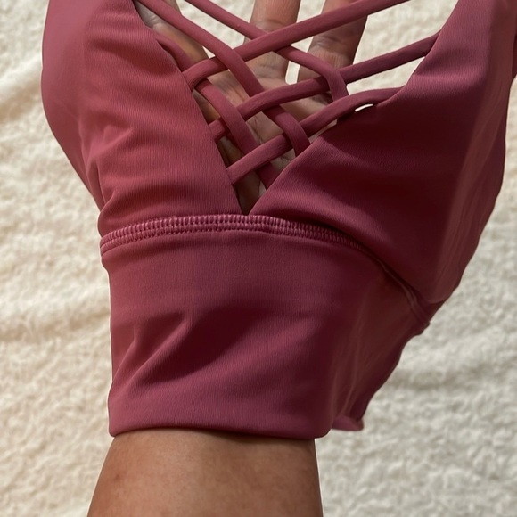 Lululemon athletic crop top women’s - Picture 3 of 8